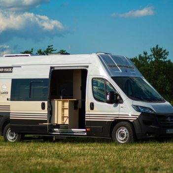 Wildfuchs Camper Van von Fuchs & Hase